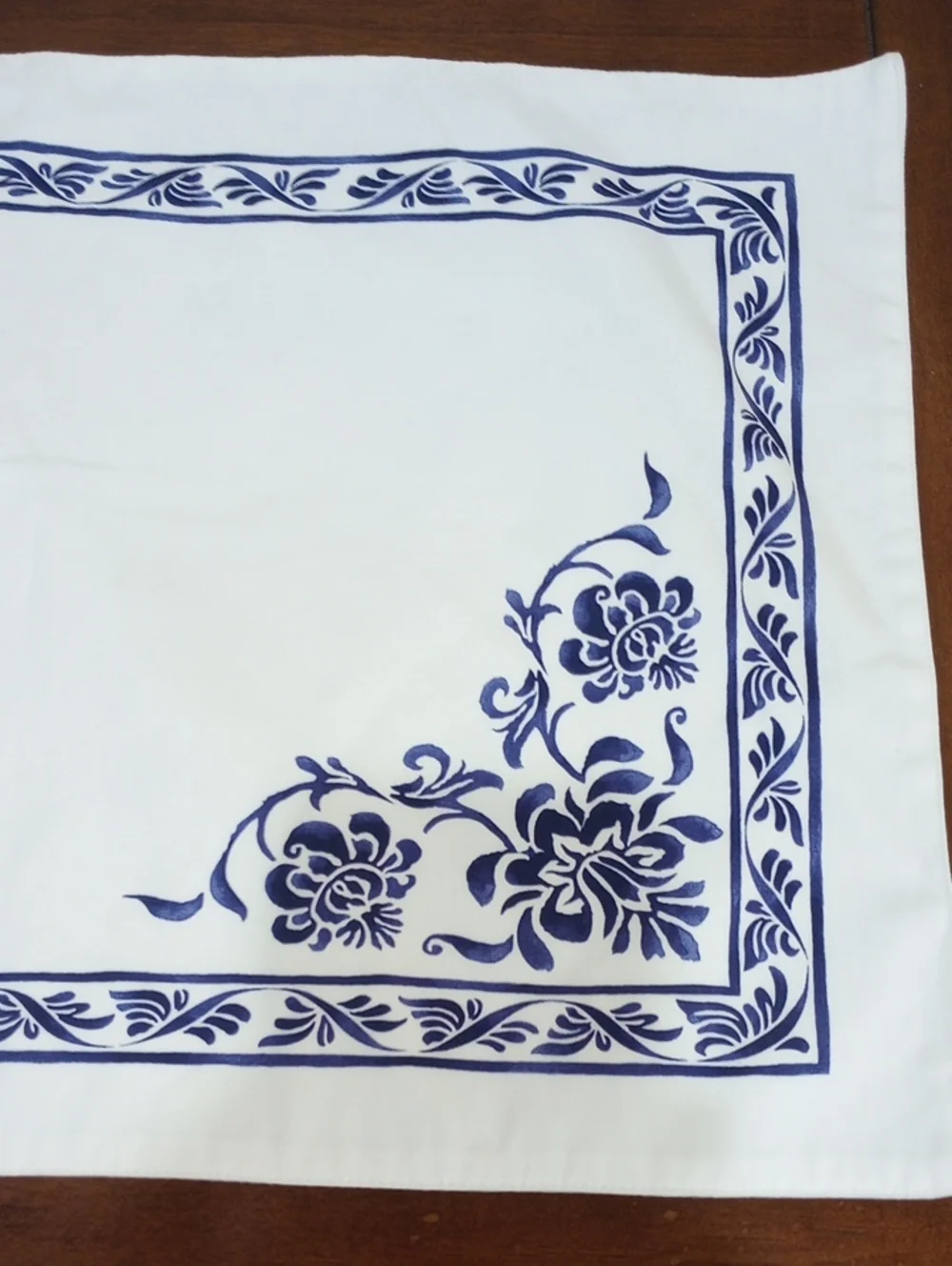 Williams Sonoma Blue & White French Provincial 100% Cotton Placemats - Set Of 4